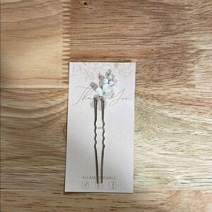 Chic Hair Pin with White and Silver Beads